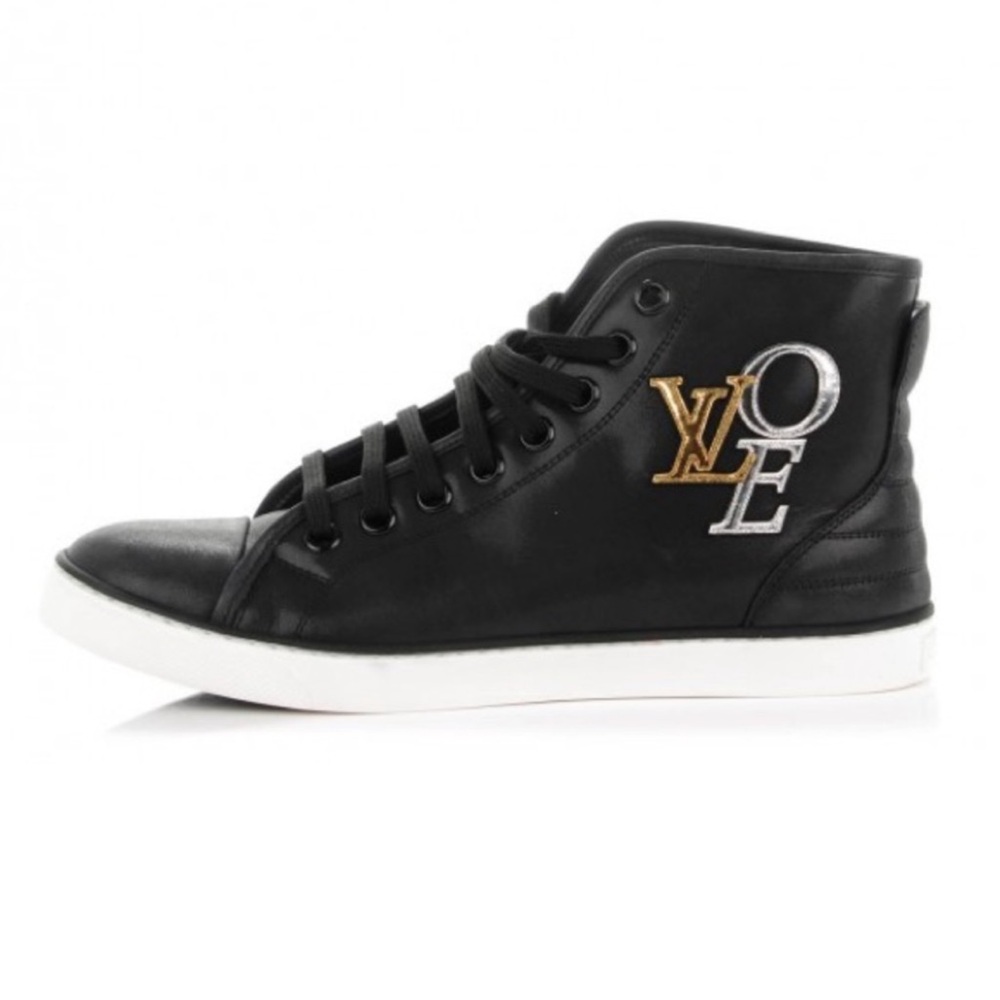 RARE authentic Louis Vuitton sneakers